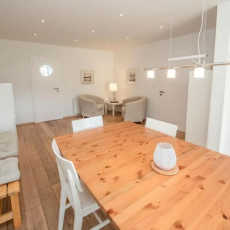 Ferienhaus Haus Auszeit *